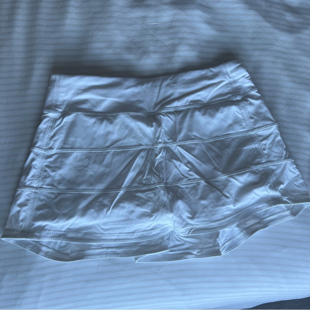 Lululemon pace rival mid rise skirt